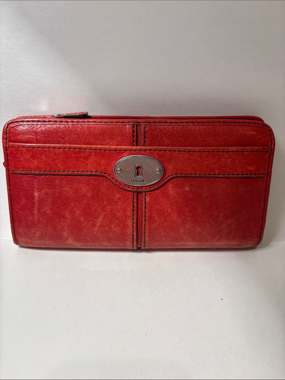 Fossil Red Leather Zip-Around Wallet with Keyhole Plaque